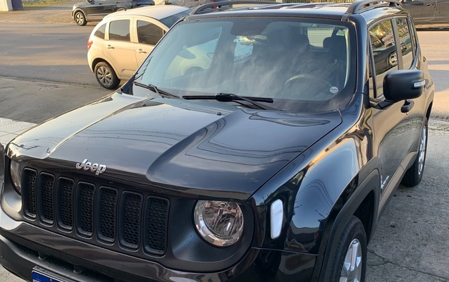 imagem-https://www.socarrao.com.br/sc-vehicle-images-prod/765288/1770128166811-renegade 05.JPEG